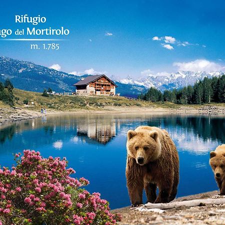 Rifugio Al Lago Del Mortirolo In Inverno Raggiungibile Solo A Piedi Villa Monno Luaran gambar