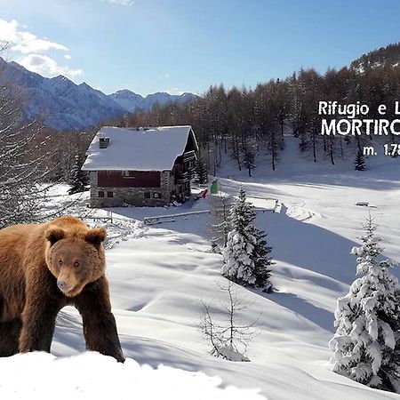 Rifugio Al Lago Del Mortirolo In Inverno Raggiungibile Solo A Piedi Villa Monno Luaran gambar