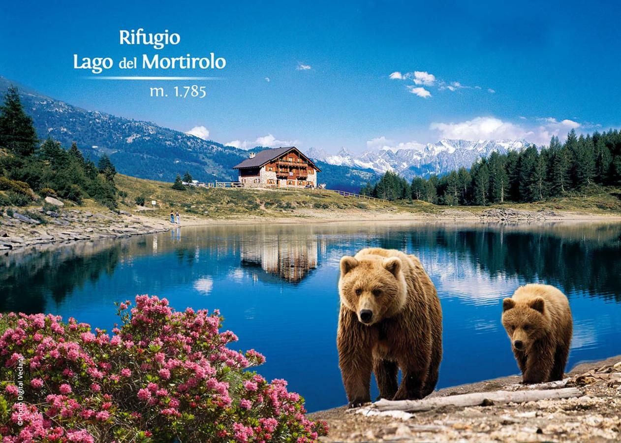 Rifugio Al Lago Del Mortirolo In Inverno Raggiungibile Solo A Piedi Monno Luaran gambar
